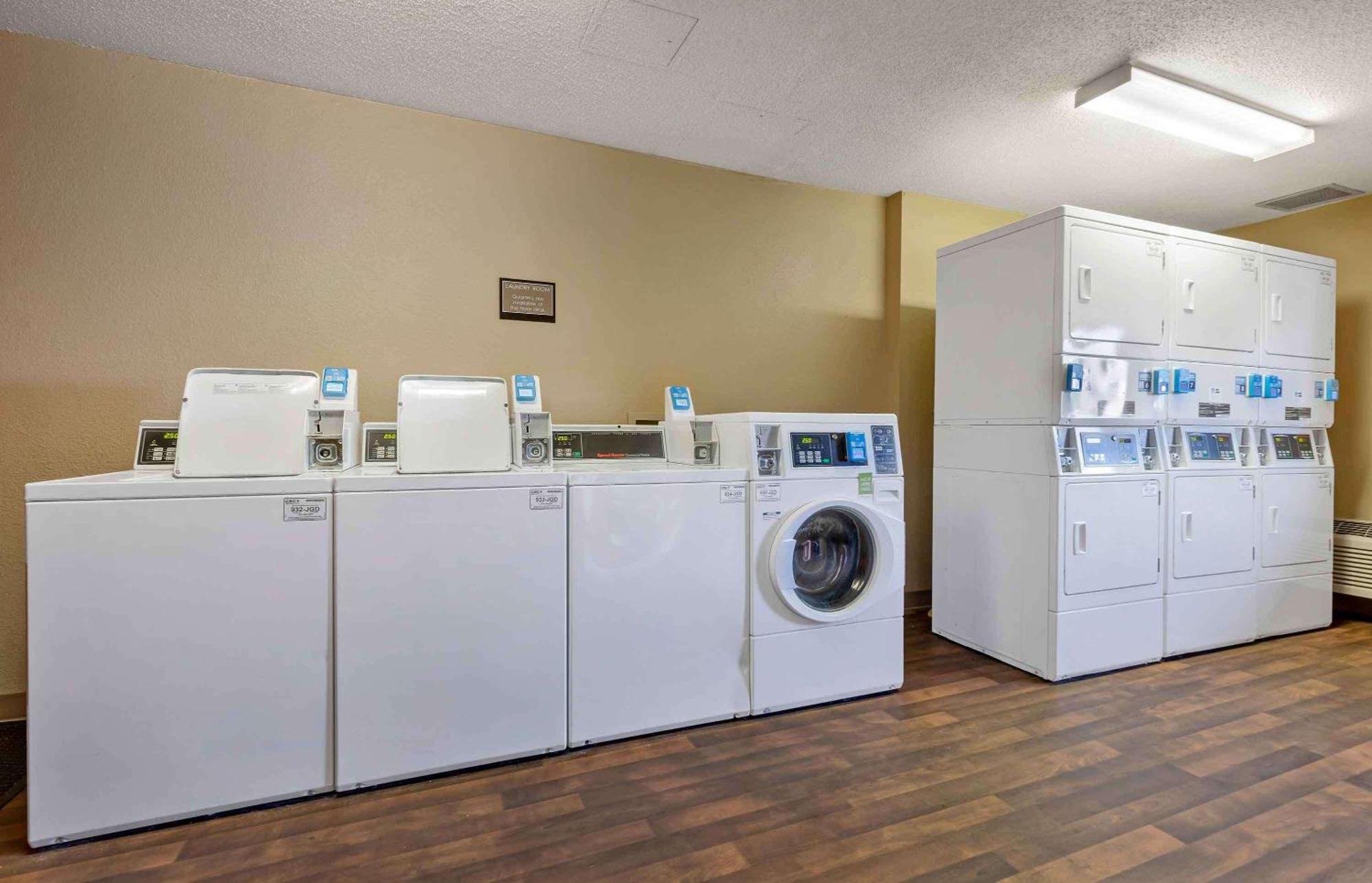 Extended Stay America Select Suites - Columbia - Ft Jackson מראה חיצוני תמונה